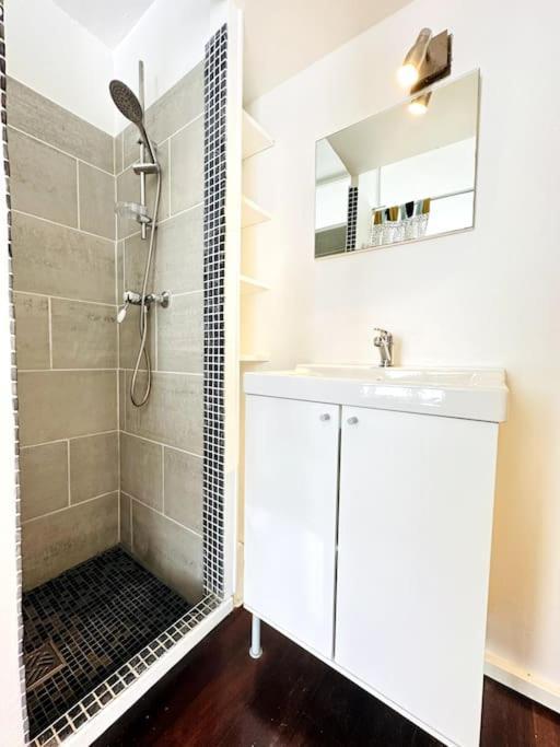 Studio Green Velvet Apartment Laon Ngoại thất bức ảnh